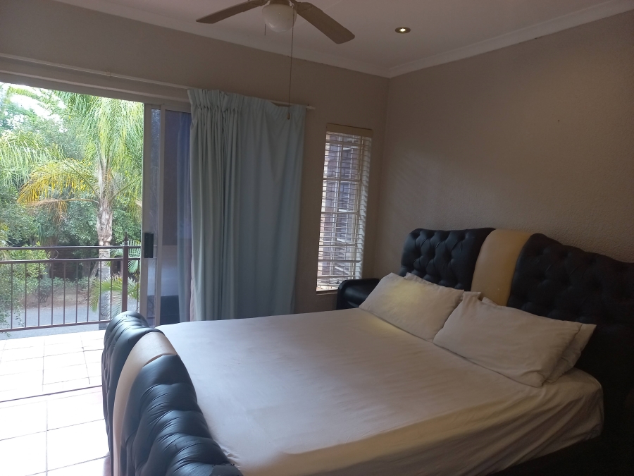 3 Bedroom Property for Sale in Safari Gardens North West